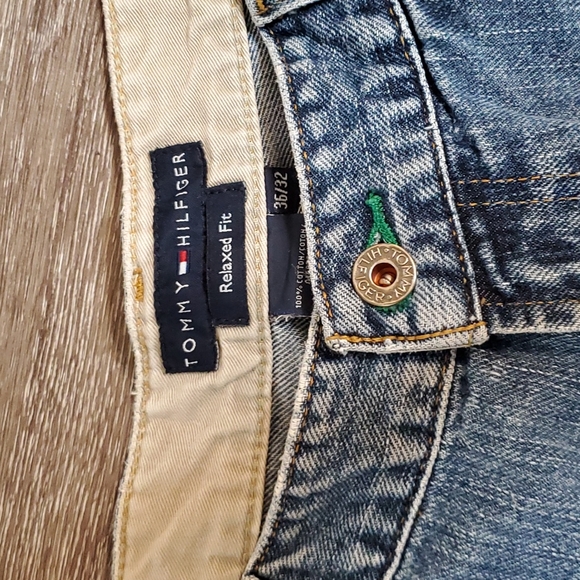 Tommy Hilfiger 36/32 Mens Jeans - Picture 2 of 5